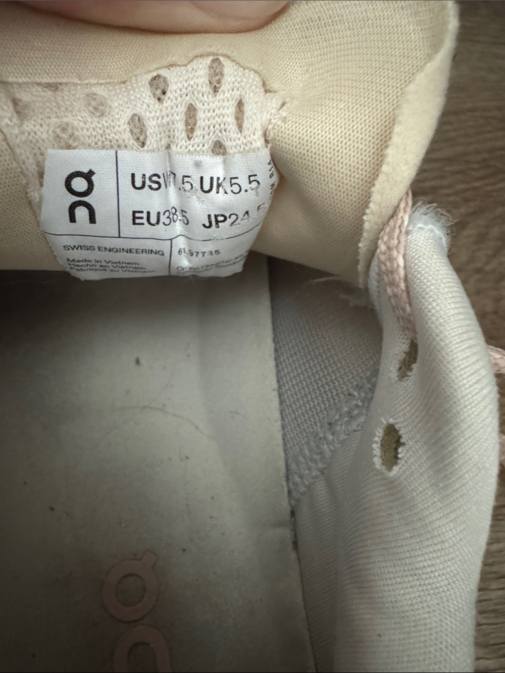 On Running Women's Cream and Light Blue Cloudflow Athletic Sneakers - Picture 4 of 4